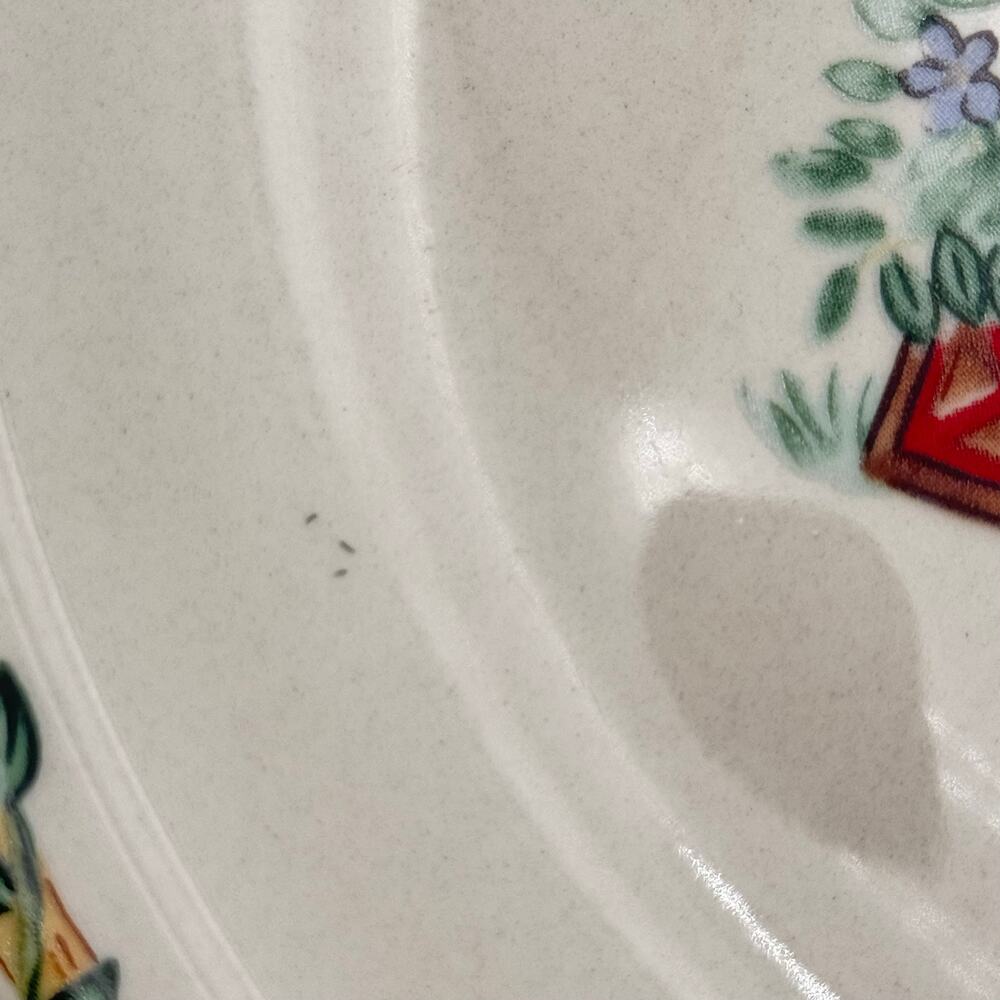 Hand-Painted Birdhouse Ceramic Serving Plates - Cream and Green (Set) - Picture 9 of 13